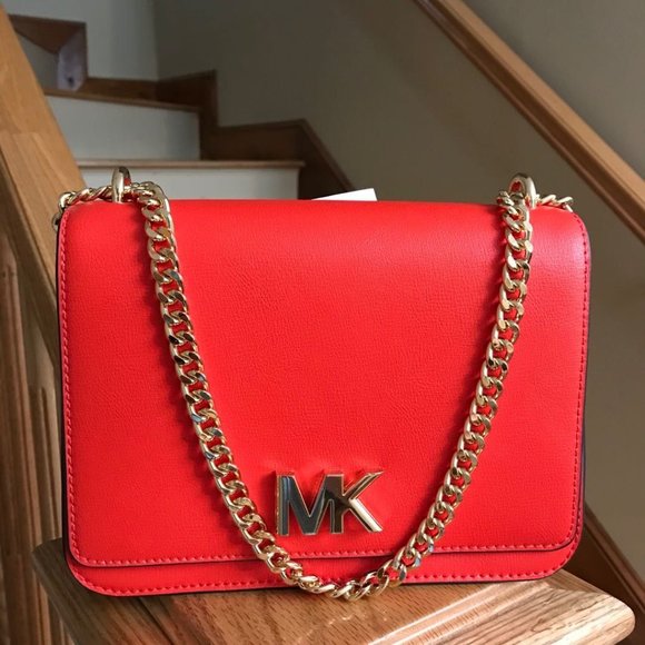 Michael Kors Mott Chain Shoulder Bag - Picture 2 of 3